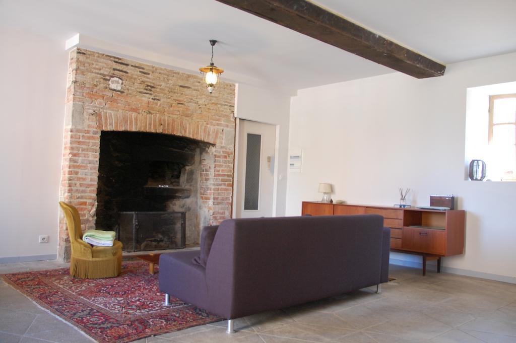 Le Mas D'En Haut Lussat Habitación foto