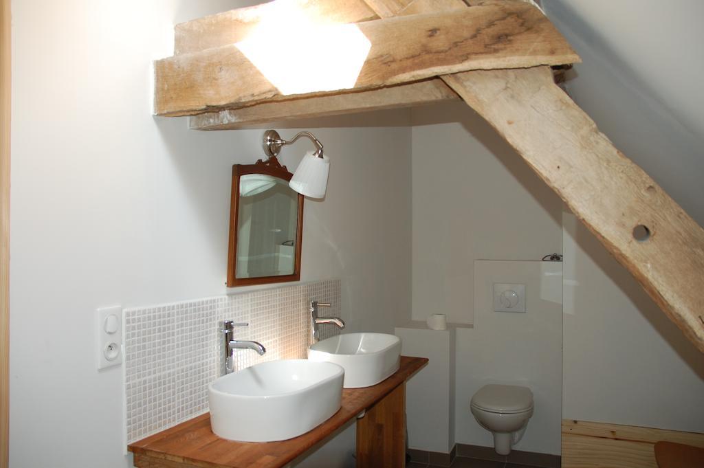 Le Mas D'En Haut Lussat Habitación foto