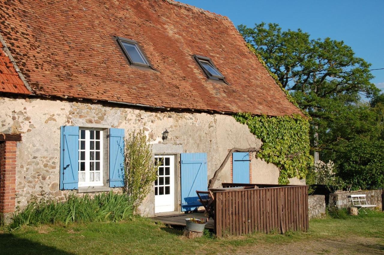 Le Mas D'En Haut Lussat Habitación foto